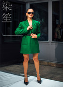 欧洲站街拍设计师款绿色，羊绒西服冬装羊毛，西装外套短款大衣定制款