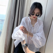 白色波点衬衫女夏薄款宽松设计感灯笼袖上衣，超薄长袖防晒衣罩衫潮