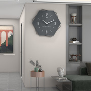 现代简约客厅钟表时尚家用装饰创意挂钟个性网红餐厅艺术时钟