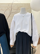 小哲春季韩系设计感圆领宽松拼接衬衣袖，外穿上衣长袖t恤女