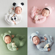 婴儿拍照连体衣+帽子+玩偶熊猫套装 影楼新生儿摄影针织衣服道具