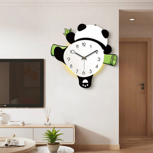 熊猫挂钟摇摆钟表客厅2024网红卡通，时钟挂墙儿童房卧室超静音