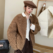 颗粒绒羊羔毛外套(毛外套)女欧洲站冬装，2023欧货女装皮毛一体羊羔服潮