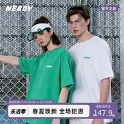 nerdy2023夏日多巴胺女孩穿搭小logo基础，款短袖宽松休闲情侣t恤潮