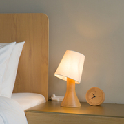 本来设计台灯创意卧室床头灯睡眠，灯木质简约复古日式温馨小夜灯