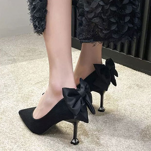 法式单鞋女6cm小跟气质，伴娘8cm细跟蝴蝶结绒面中跟尖头黑色高跟鞋