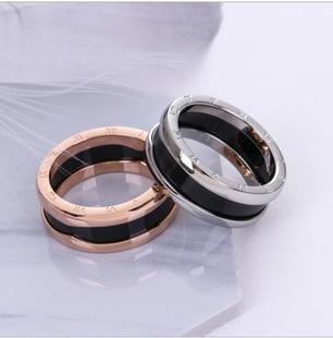 网红时尚玫瑰金钛钢(金钛钢，)简约食指环戒指，男女情侣宽版黑色陶瓷对戒饰品