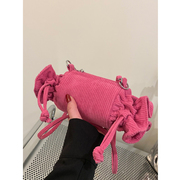 灯芯绒糖果色包包2022包包小众设计粉色，可爱斜挎斜挎水桶包女