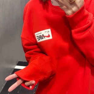 NIKE/耐克男女 新年红 加绒保暖长袖套头衫卫衣FD4059