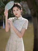 小清新旗袍蕾丝淡雅精致高端时尚，气质名媛2024女年轻款连衣裙