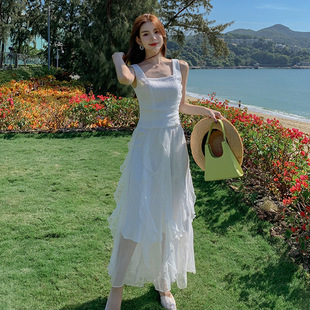 两件套装仙女裙白色荷叶，边飘逸半身裙，雪纺无袖方领上衣度假沙滩裙