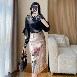 中式时尚包裙连衣裙女2024年春秋高级感黑色缎面衬衫提花裙两件套
