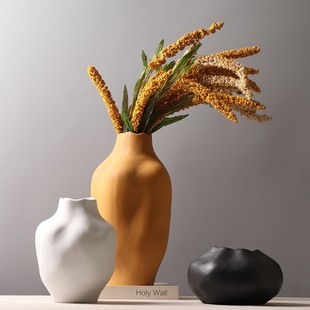北欧简约陶瓷花瓶，摆件样板房客厅插花装饰品黄黑白色，创意工艺品