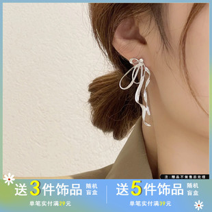 s925银针日韩国气质不规则，蝴蝶结耳钉仙气甜酷金属耳环设计感耳饰