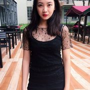 韩版大码女装黑色蕾丝短袖，上衣女洋气镂空网纱内搭t恤透视打底衫