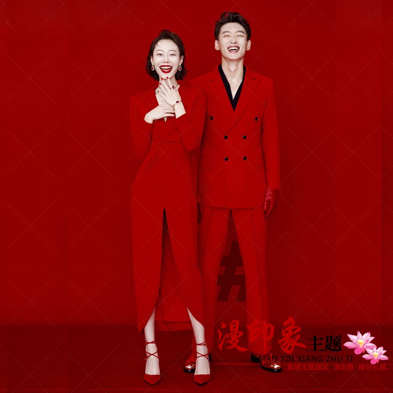 服装主题艺术照情侣装西装套装红色韩版新款婚纱影楼时尚写真摄影在类目 女装/女士精品, 婚纱/旗袍/礼服, 婚纱中 - 来自Buy2taobao.com提供专业的淘宝代购服务