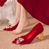 中式结婚鞋子2024年尖头粗跟单鞋平底孕妇，婚鞋秀禾婚纱新娘鞋