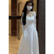 日系法式白色长袖方领连衣裙子早秋季女装，小个子修身气质长裙