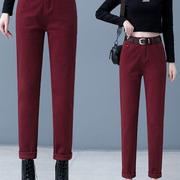 红色哈伦裤女2024年春秋季高腰，显瘦烟管裤，宽松显瘦流行牛仔裤