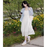 白色吊带连衣裙夏装搭配一整套小个子茶系穿搭韩剧，女主减龄两件套
