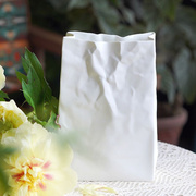 陶瓷花瓶褶皱纸袋白色花瓶，现代简约轻奢素烧白色花器家居摆件