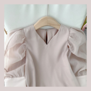 改良版欧根纱心型气质小v领2way蝴蝶结系带，泡泡袖雪纺衬衫上衣