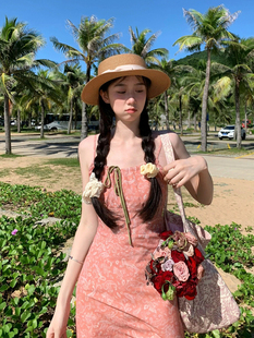 泰国沙滩裙女海边度假超仙碎花，吊带连衣裙茶歇法式气质，仙女短裙子