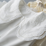 减龄白色娃娃领衬衫女法式设计感小众衬衣钩花镂空蕾丝刺绣领上衣