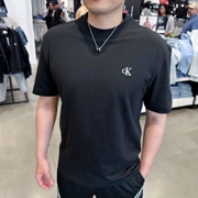 ckcalvinklein男士夏季纯色logo刺绣，宽松纯棉圆领，短袖t恤os潮