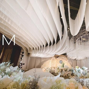 婚庆装饰吊顶纱幔背景布牛奶(布，牛奶)丝中式弹力布婚礼，舞台顶部s型云顶纱