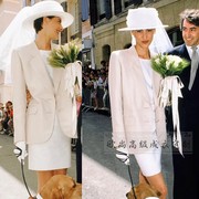 高级定制欧美时尚杏色，西装外套+无袖白色连衣裙，结婚西装礼服套装