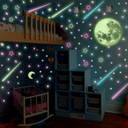 3d立体天花板装饰儿童房卧室发光小星星夜光贴墙贴纸莹光月亮星空