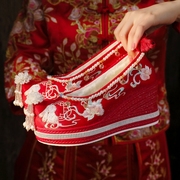 汉服鞋子女冬季加绒增高坡跟秀禾服婚鞋中式红色结婚新娘古风布鞋