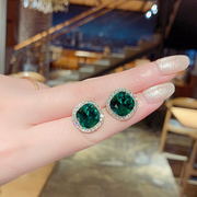 925银针方形绿色水晶耳钉，女韩国气质，个性耳环网红ins冷淡风耳饰品