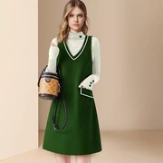 欧美名媛春季2024气质，两件套装文艺绿色，中长款背心连衣裙上衣