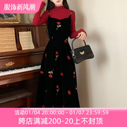 秋冬大码法式高级感刺绣玫瑰丝绒吊带连衣裙半高领打底衫两件套装