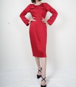 欧美风格简约红色缎面，经典后背绑带，镂空长款敬酒礼服裙