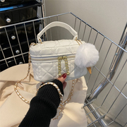 小包包女冬季洋气手提包化妆包2023韩版高级感链条斜挎包