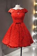 二手礼服短款进口蕾丝大红色，大裙摆包肩超显瘦成人礼聚会