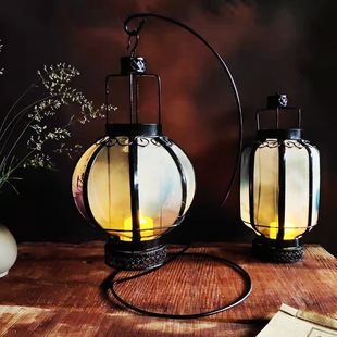 中式烛台蜡烛灯笼摆件，铁艺风灯装饰品，拍摄道具创意古典小宫灯