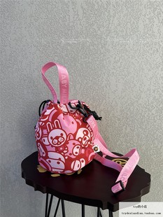 bapebabymilo可爱粉色，动物园图案迷彩手提水桶包斜挎包