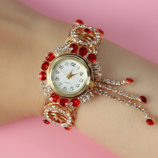 女士金色手镯手表，复古百搭水钻手链表韩版潮流，女手表石英腕表