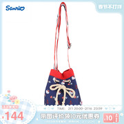 Sanrio三丽鸥HelloKitty海军风系列单肩包女生背包可爱碎花水桶包