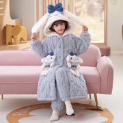 珊瑚绒家居服女童宝宝法兰绒，加厚三层夹棉保暖儿童睡衣秋冬季套装