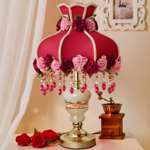 欧式卧室婚房床头灯温馨红色布艺花朵浪漫婚庆结婚礼物长明灯台灯