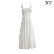 白色连衣裙女领口抽绳系带，低胸中长款收腰显瘦开叉吊带裙