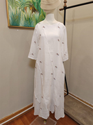 春夏季清凉舒适原创设计复古苎麻刺绣小花气质，连衣裙长裙白色中袖