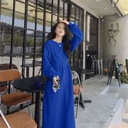 蓝色圆领卫衣连衣裙女春装，2023春秋韩版宽松气质，收腰长袖裙子