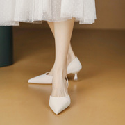 米白色高跟鞋女夏法式5公分小跟不累脚，中空尖头单鞋包头凉鞋