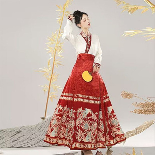 马面裙搭配的上衣中国风中式马加绒一整套齐腰礼服裙敬酒短衫米色